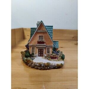 Olde England’s Classic Cottages Collectible Yorkshire House Resin 4" Figure